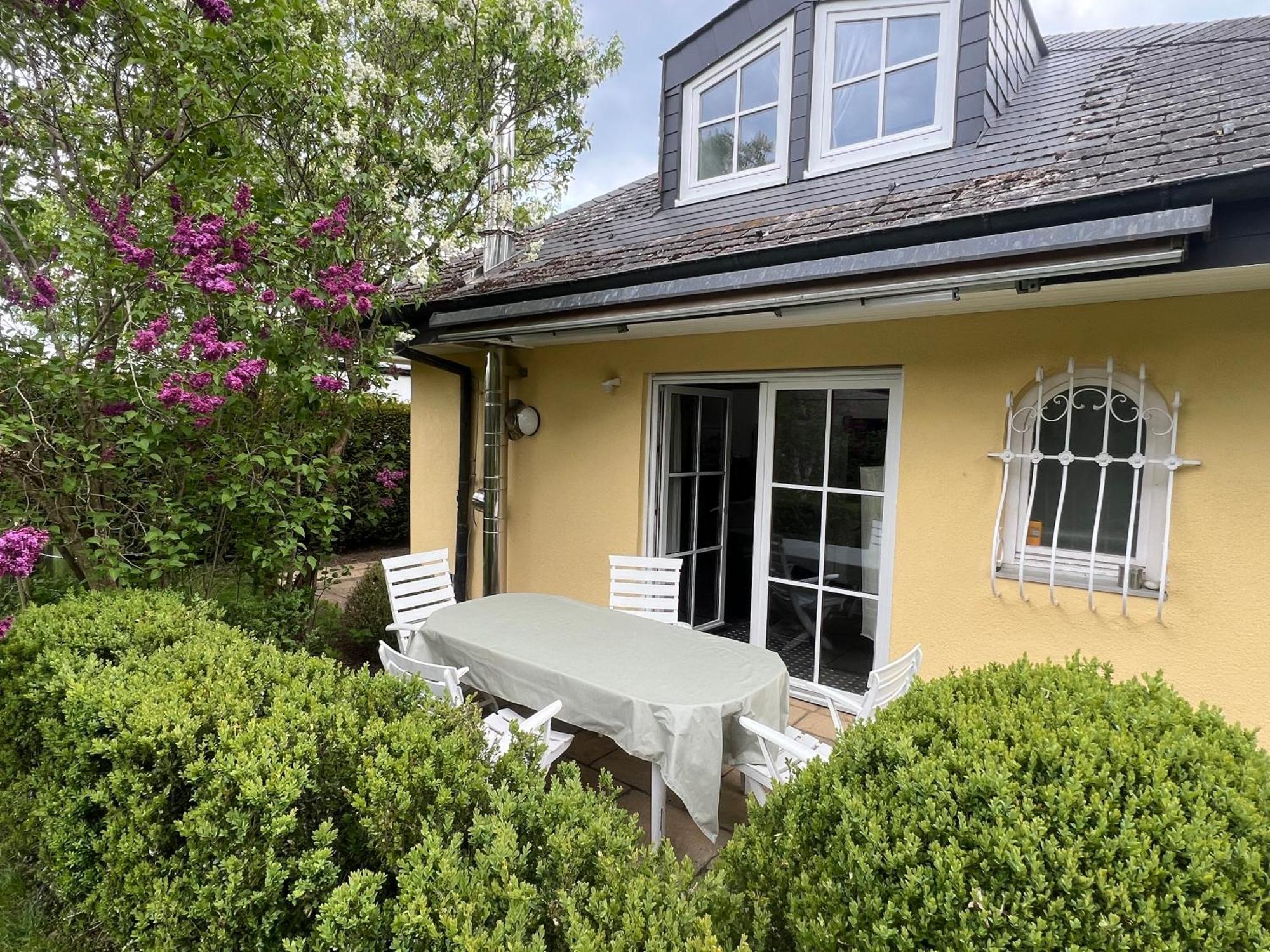 Maisonette Ferienappartement Mit Garten ドナウエッシンゲン エクステリア 写真